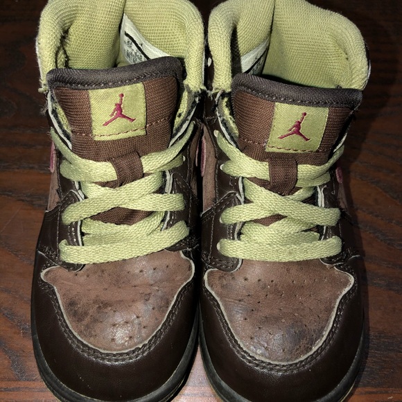 Air Jordan 1 Mid “Velvet Brown” - Picture 3 of 5